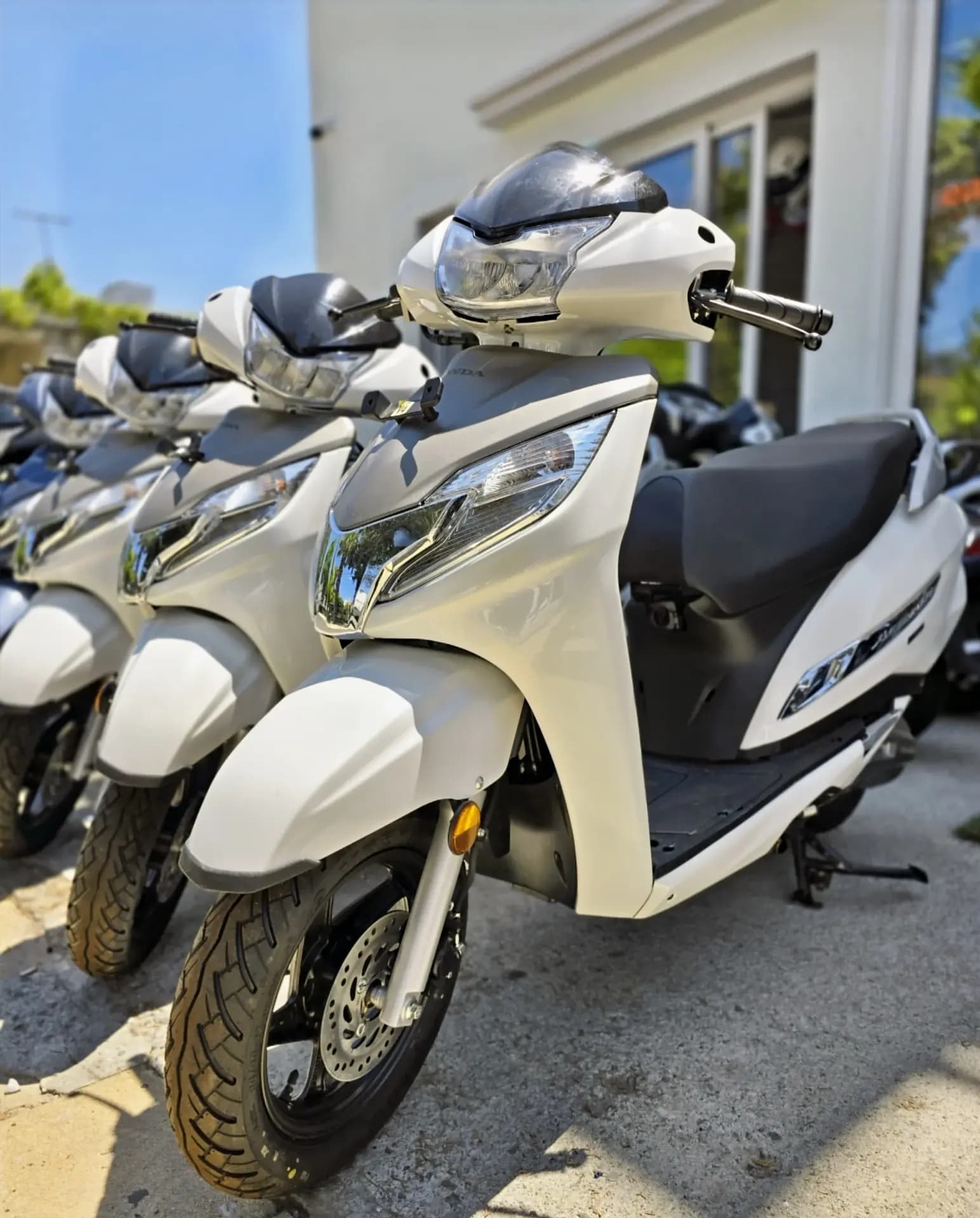 Scooter rental, 2