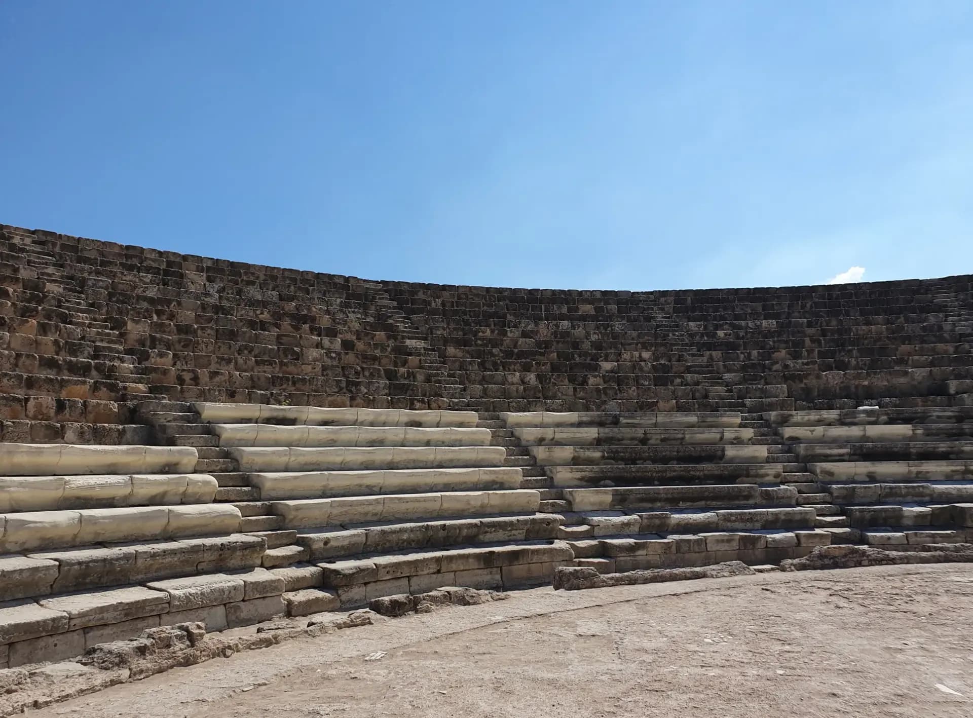 Salamis ruins, 18